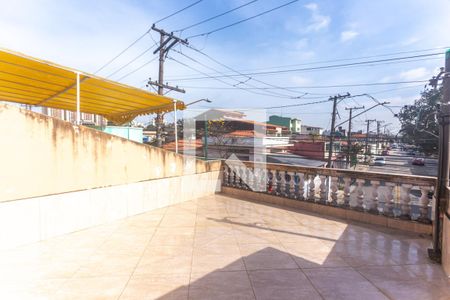 Casa à venda com 156m², 2 quartos e 2 vagas Casa à venda com 156m², 2 quartos e 2 vagasVaranda da Suíte