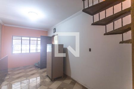 Casa à venda com 156m², 2 quartos e 2 vagas Casa à venda com 156m², 2 quartos e 2 vagasSala