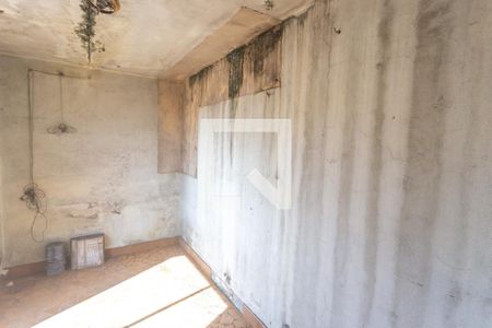 Casa à venda com 156m², 2 quartos e 2 vagas Casa à venda com 156m², 2 quartos e 2 vagasÁrea de serviço