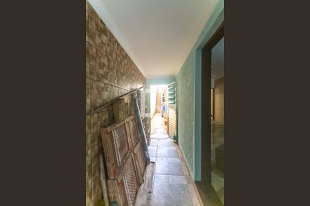 Casa à venda com 156m², 2 quartos e 2 vagas Casa à venda com 156m², 2 quartos e 2 vagasQuintal