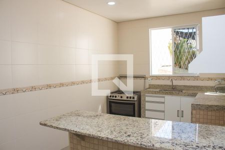 Casa à venda com 300m², 3 quartos e 1 vagaCozinha