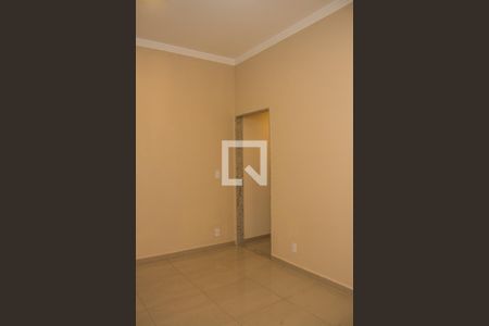 Sala de casa à venda com 3 quartos, 300m² em Piedade, Rio de Janeiro
