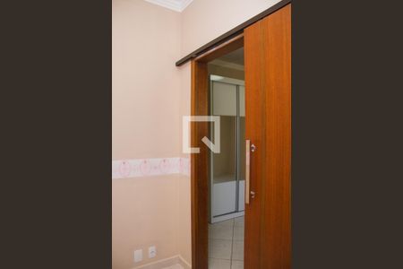 Casa à venda com 300m², 3 quartos e 1 vagaCloset do Quarto 01
