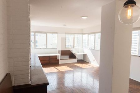 Sala de apartamento para alugar com 3 quartos, 138m² em Bela Vista, São Paulo