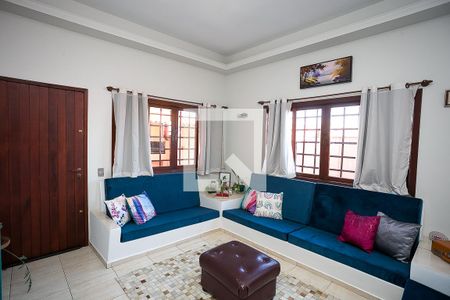 Sala 1 de casa para alugar com 3 quartos, 280m² em Parque Monte Alegre, Taboão da Serra