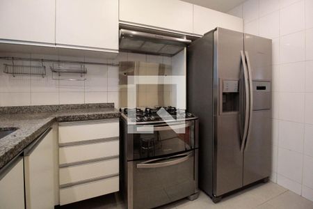 Cozinha de apartamento para alugar com 3 quartos, 115m² em Paraíso, São Paulo