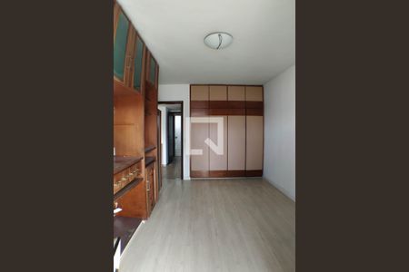 Apartamento à venda com 170m², 3 quartos e 3 vagas Apartamento à venda com 170m², 3 quartos e 3 vagasQuarto 1