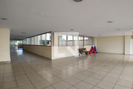 Apartamento à venda com 170m², 3 quartos e 3 vagas Apartamento à venda com 170m², 3 quartos e 3 vagasÁrea Comum