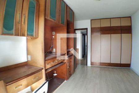 Apartamento à venda com 170m², 3 quartos e 3 vagas Apartamento à venda com 170m², 3 quartos e 3 vagasQuarto 1
