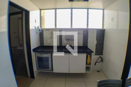 Apartamento à venda com 170m², 3 quartos e 3 vagas Apartamento à venda com 170m², 3 quartos e 3 vagasCozinha