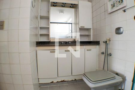 Apartamento à venda com 170m², 3 quartos e 3 vagas Apartamento à venda com 170m², 3 quartos e 3 vagasBanheiro da Suíte