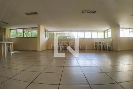 Apartamento à venda com 170m², 3 quartos e 3 vagas Apartamento à venda com 170m², 3 quartos e 3 vagasÁrea Comum