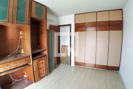 Apartamento à venda com 170m², 3 quartos e 3 vagas Apartamento à venda com 170m², 3 quartos e 3 vagasQuarto 1