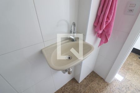 Apartamento à venda com 258m², 3 quartos e 3 vagasBanheiro Área de Serviço
