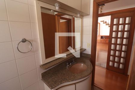 Apartamento à venda com 258m², 3 quartos e 3 vagasBanheiro Social