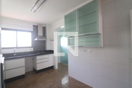 Apartamento à venda com 258m², 3 quartos e 3 vagasCozinha 