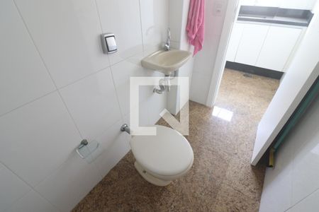 Apartamento à venda com 258m², 3 quartos e 3 vagasBanheiro Área de Serviço