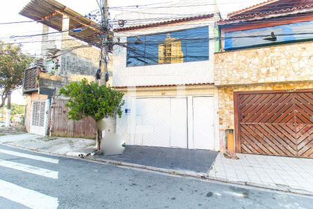 Casa para alugar com 40m², 1 quarto e sem vaga Casa para alugar com 40m², 1 quarto e sem vagaFachada + Plaquinha