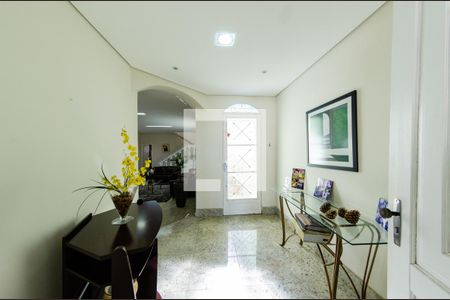 hall de casa à venda com 6 quartos, 1185m² em Lagoinha, Belo Horizonte