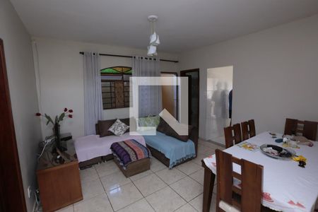 Sala de casa à venda com 3 quartos, 860m² em Novo Eldorado, Contagem