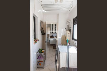 Apartamento à venda com 176m², 4 quartos e 2 vagas Apartamento à venda com 176m², 4 quartos e 2 vagasÁrea de serviço