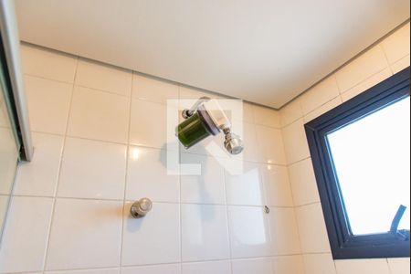 Apartamento à venda com 176m², 4 quartos e 2 vagas Apartamento à venda com 176m², 4 quartos e 2 vagasBanheiro da suíte 2