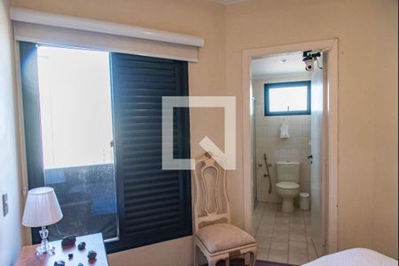 Apartamento à venda com 176m², 4 quartos e 2 vagas Apartamento à venda com 176m², 4 quartos e 2 vagasSuíte 1