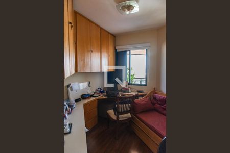 Apartamento à venda com 176m², 4 quartos e 2 vagas Apartamento à venda com 176m², 4 quartos e 2 vagasQuarto 1