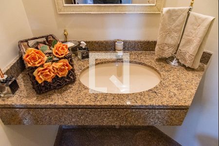 Apartamento à venda com 176m², 4 quartos e 2 vagas Apartamento à venda com 176m², 4 quartos e 2 vagasLavabo