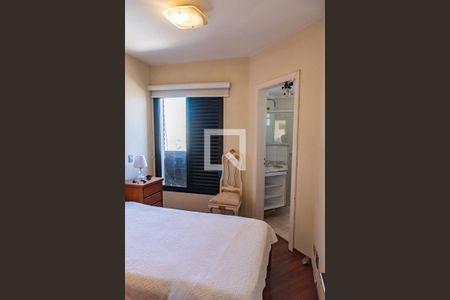 Apartamento à venda com 176m², 4 quartos e 2 vagas Apartamento à venda com 176m², 4 quartos e 2 vagasSuíte 1