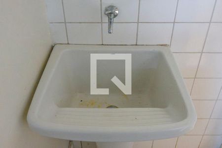 Casa de condomínio para alugar com 63m², 2 quartos e 1 vagaÁrea de Serviço