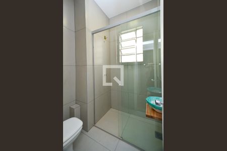 Banheiro Social de apartamento para alugar com 2 quartos, 55m² em Cruzeiro, Belo Horizonte
