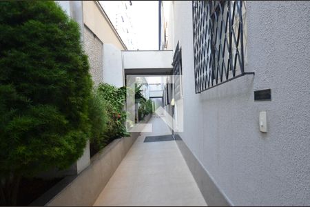 Entrada de apartamento para alugar com 2 quartos, 55m² em Cruzeiro, Belo Horizonte