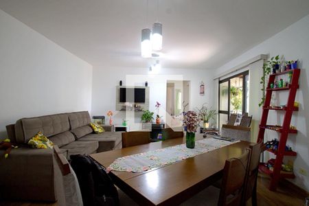 Sala  de apartamento à venda com 2 quartos, 68m² em Chácara Agrindus, Taboão da Serra
