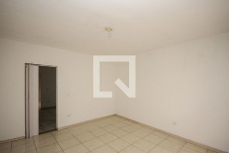 Quarto de casa para alugar com 1 quarto, 50m² em Jardim Santa Adelia, São Paulo