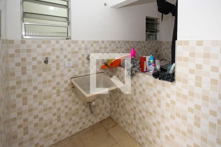 Casa para alugar com 50m², 1 quarto e sem vagaÁrea de Serviço