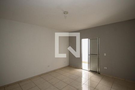 Quarto de casa para alugar com 1 quarto, 50m² em Jardim Santa Adelia, São Paulo