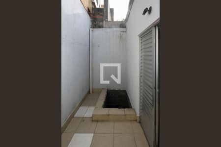 Varanda de casa para alugar com 1 quarto, 50m² em Jardim Santa Adelia, São Paulo