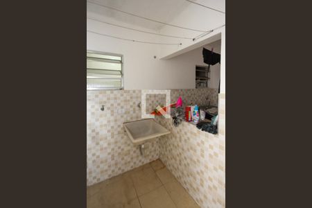 Casa para alugar com 50m², 1 quarto e sem vagaÁrea de Serviço