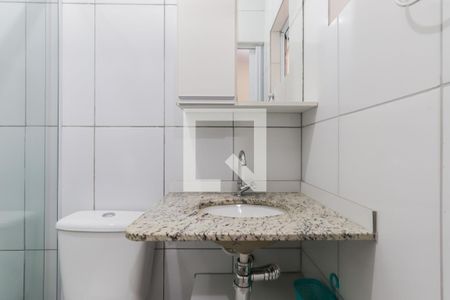 Banheiro de casa para alugar com 1 quarto, 25m² em Rio Pequeno, São Paulo