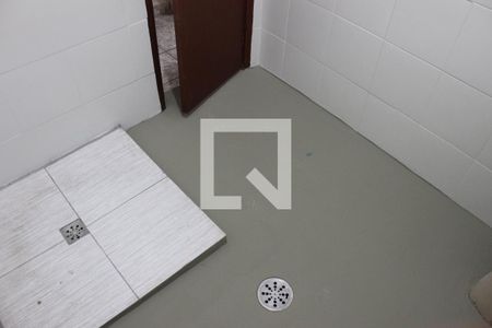 Apartamento para alugar com 68m², 2 quartos e sem vagaBanheiro