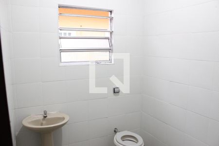 Apartamento para alugar com 68m², 2 quartos e sem vagaBanheiro