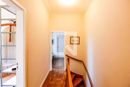 Casa à venda com 140m², 4 quartos e 2 vagas Casa à venda com 140m², 4 quartos e 2 vagasAcesso Quartos