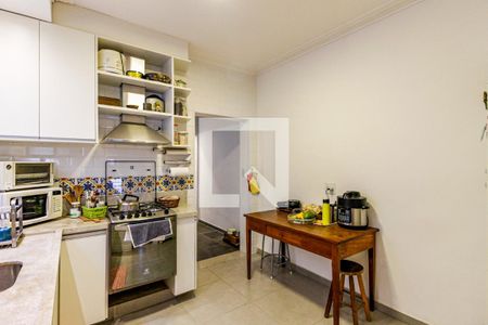 Casa à venda com 140m², 4 quartos e 2 vagas Casa à venda com 140m², 4 quartos e 2 vagasCozinha