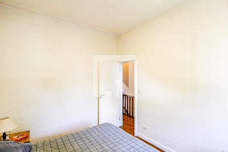 Casa à venda com 140m², 4 quartos e 2 vagas Casa à venda com 140m², 4 quartos e 2 vagasQuarto 1