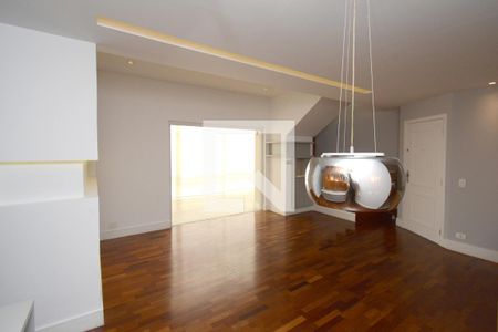 Sala de apartamento para alugar com 4 quartos, 330m² em Vila Sofia, São Paulo