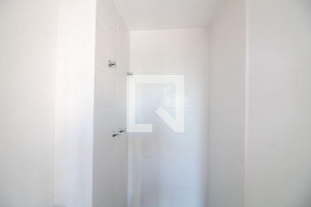 Banheiro de kitnet/studio à venda com 1 quarto, 24m² em Campo Belo, São Paulo