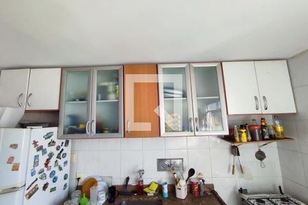 Apartamento à venda com 75m², 2 quartos e 1 vaga Apartamento à venda com 75m², 2 quartos e 1 vagaCozinha