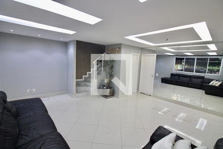 Sala de casa de condomínio à venda com 4 quartos, 200m² em Recreio dos Bandeirantes, Rio de Janeiro
