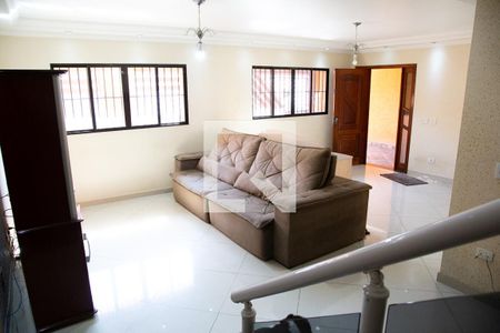 Sala de casa à venda com 5 quartos, 248m² em Vila Barros, Guarulhos